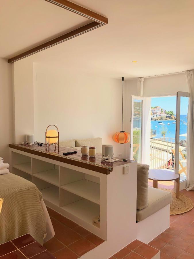 Beachfront Suite In Cadaques Center Exterior foto